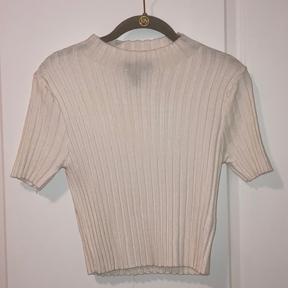 💜NWOT F21 Ribbed Sweater-Knit Crop Top